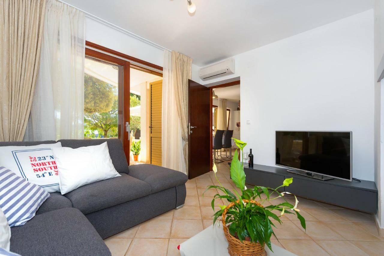 Villa Divna Zaboric Esterno foto